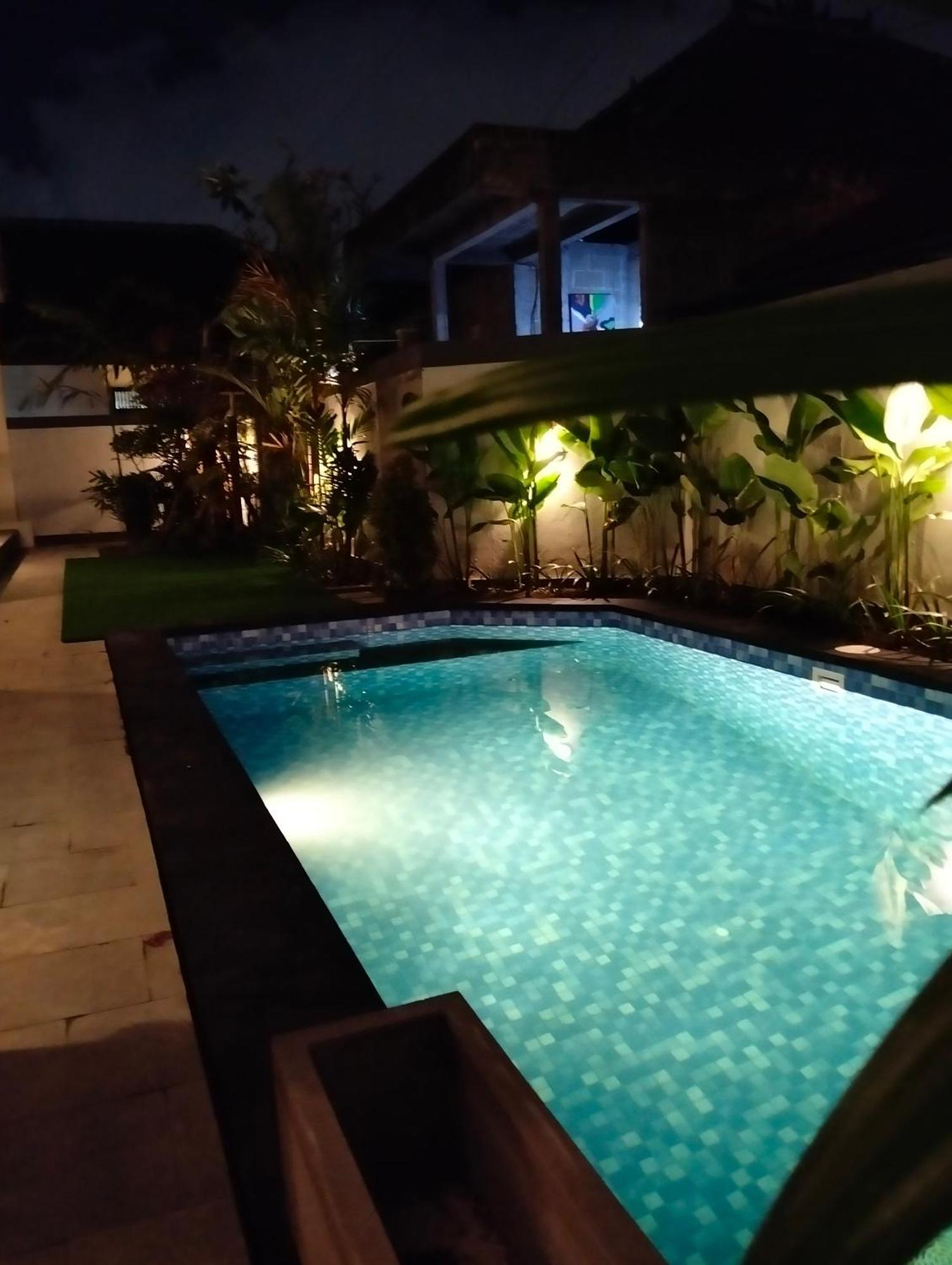 Kutus Bali Guesthouse Sanur Екстериор снимка